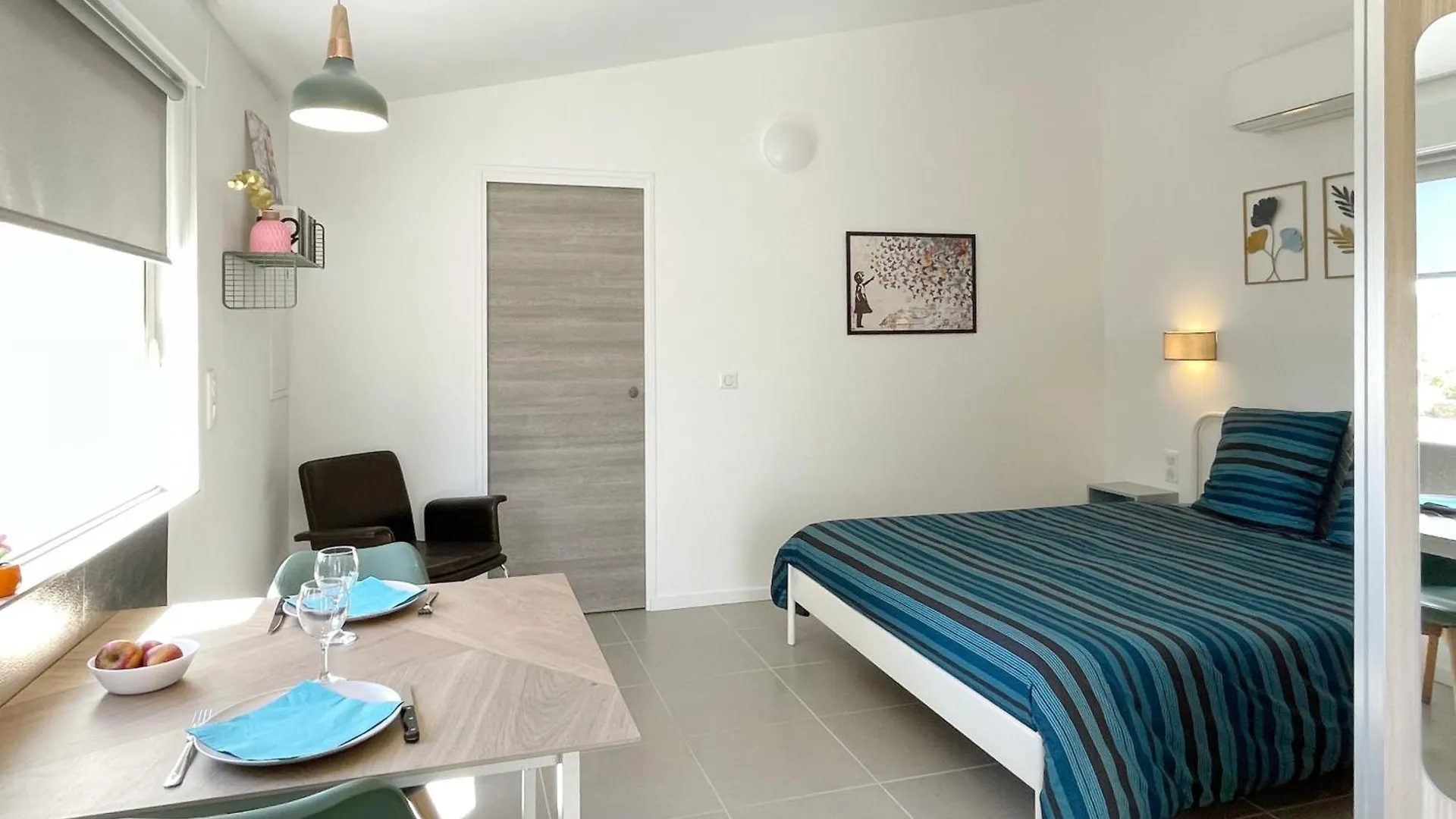 Holiday home Au Calme Dans La Campagne Aixoise, Entoure De Cypres Villa Aix-en-Provence